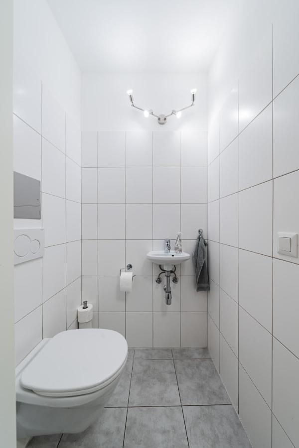 Modernes Appartement Nahe U-Bahn Und Schoenbrunn Vienne Extérieur photo
